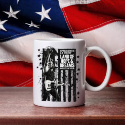 2026 Land Of Hope & Dreams American Tour Flag Mug